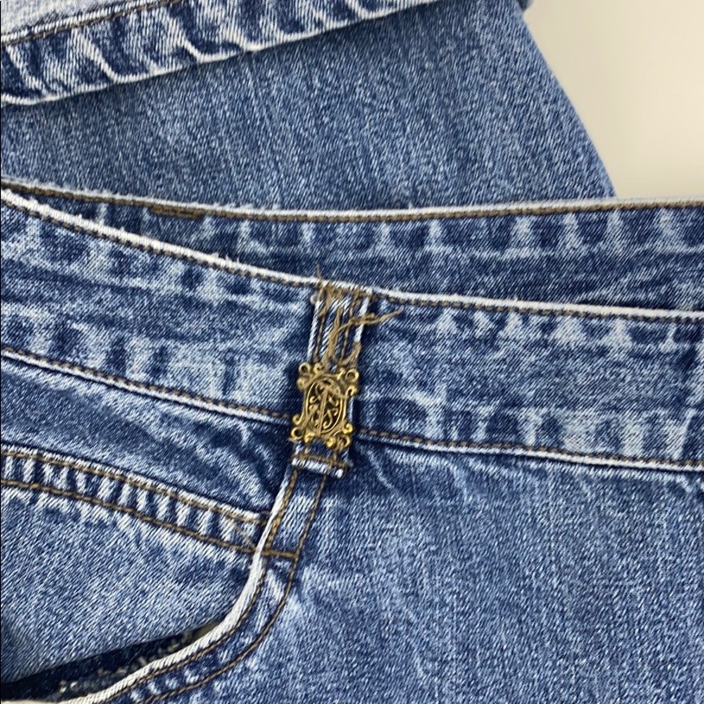 Christopher & Banks Cuffed Cropped Capri Denim - Picture 6 of 8